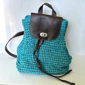 Pre-Owned Handmade Teal Wicker Crochet Outing Travel Backpack by Victoria